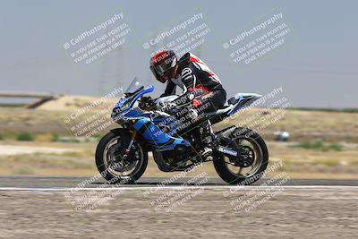media/Aug-03-2025-TrackDaz (Sun) [[bf4a71acf9]]/B Group/1220pm (Wheelie Bump)/